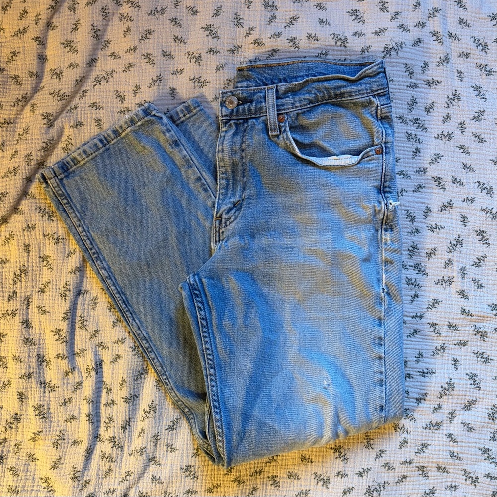 Levi’s 514 Light Wash Mid-Rise Jeans